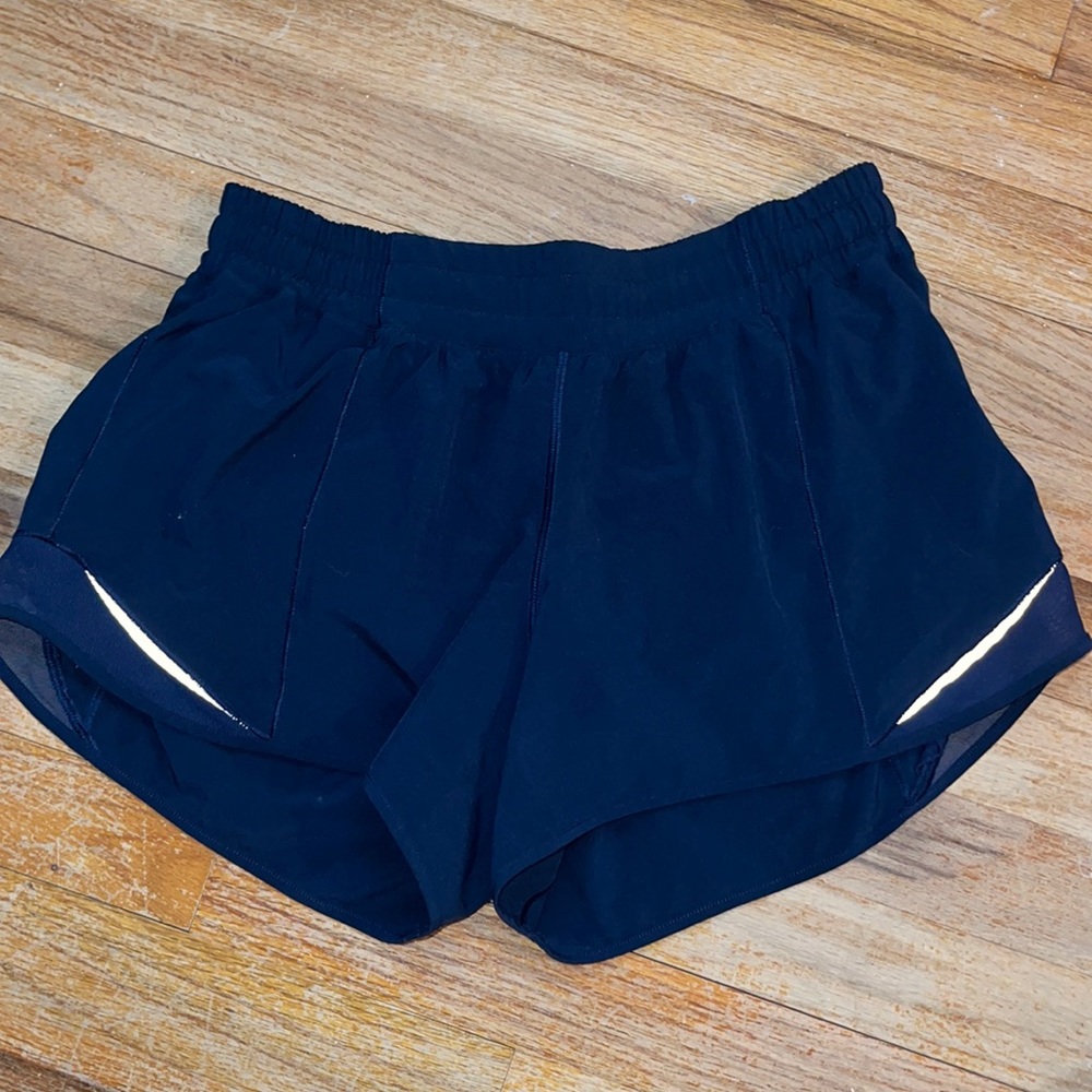 LULU LEMON SHORTS